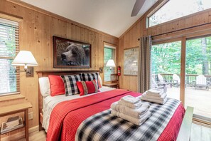 7 bedrooms, iron/ironing board, travel crib, free WiFi