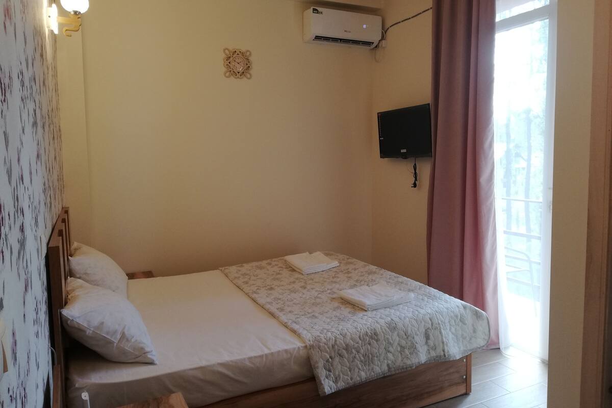 Standard Room | Select Comfort beds, free WiFi