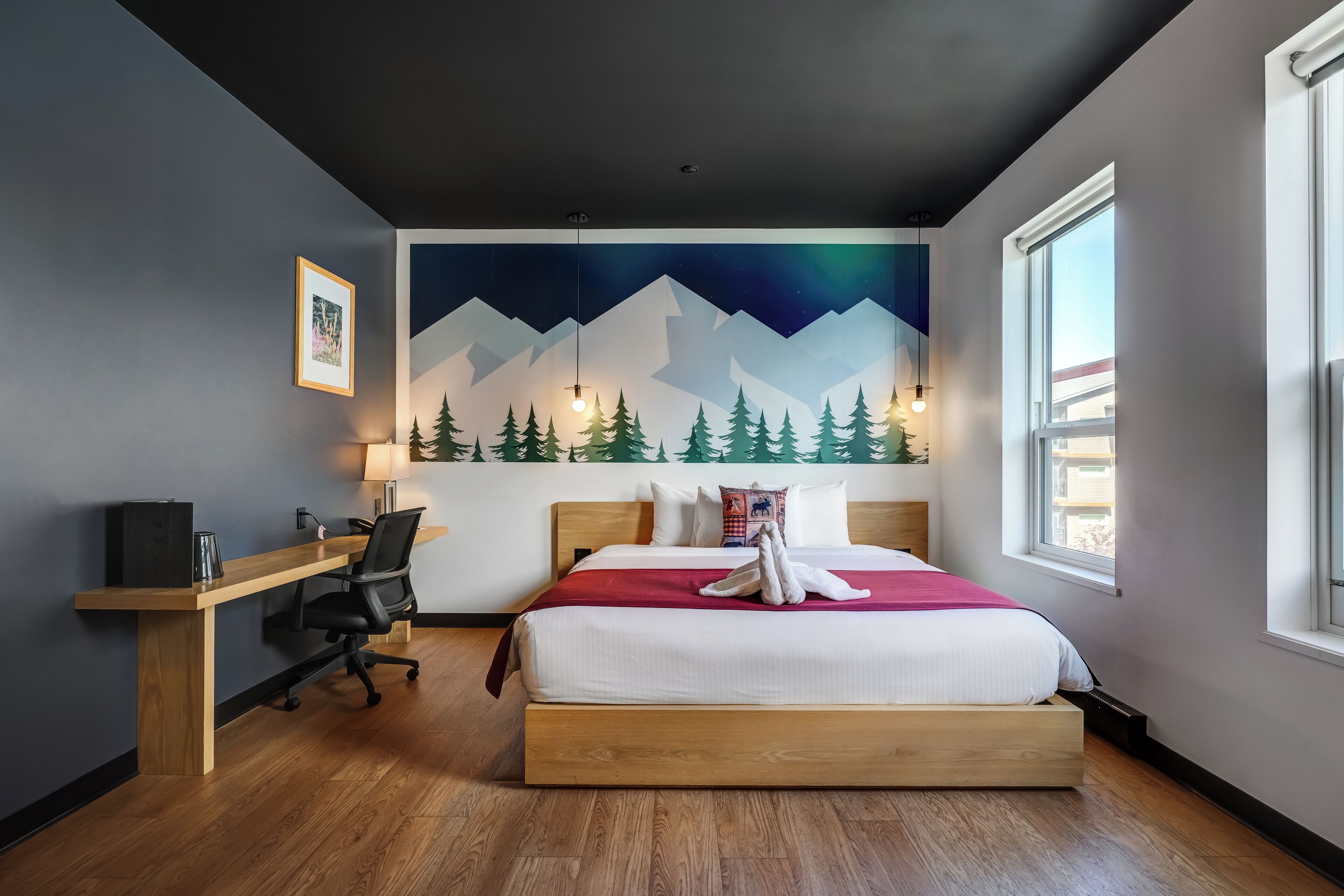 Økonomirom, 1 kingsize-seng | Bad | Kombinert dusj/badekar, designertoalettartikler, hårføner og håndklær