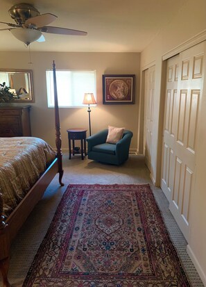 3 bedrooms, iron/ironing board, travel cot, free WiFi