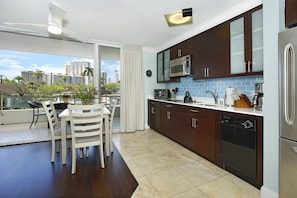 Fridge, microwave, oven, stovetop - Heart of Waikiki! Lower Floor! Great Location! Washlet, AC, Wi-Fi, Kitchen! (Honolulu)