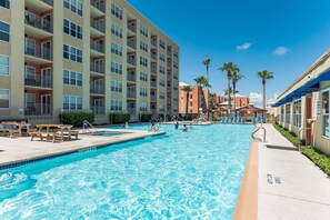 Apartamento, 1 habitación | Piscina | Una piscina al aire libre