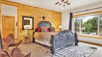 House, Multiple Beds, Hot Tub, Mountain View (1648) | 3 bedrooms, individually decorated, individually furnished, bed sheets