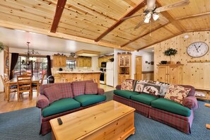 Cabin, Multiple Beds, Patio, Mountain View (1662) | Living area | Fireplace - Retreat TO FOX Farm #1662 (Big Bear Lake)