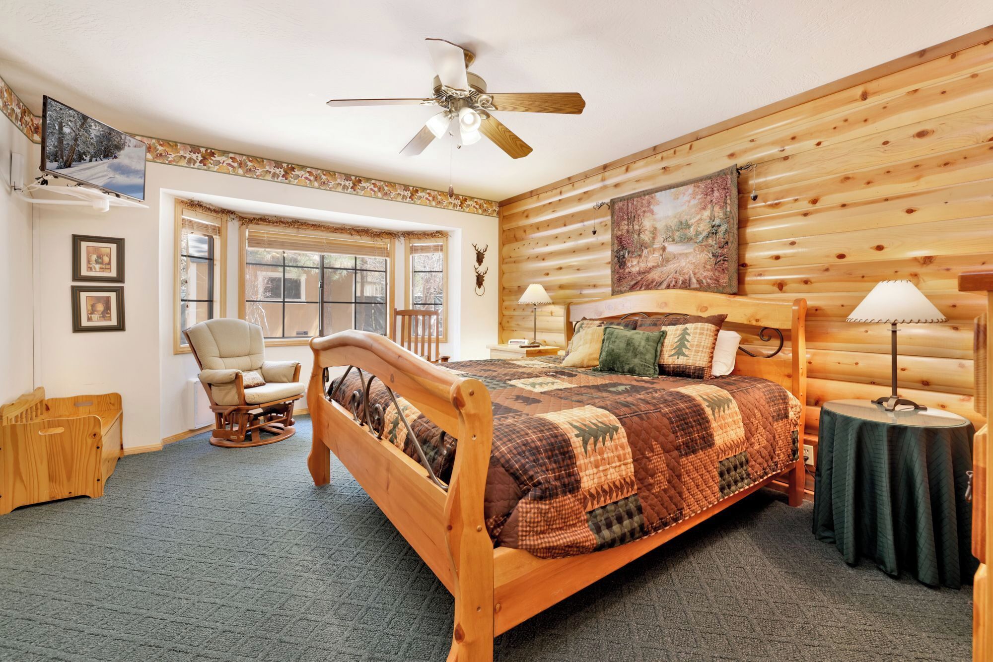 小屋, 多張床, 庭院, 山景 (1662) | 3 間臥室、獨特裝潢、布置獨特、床單