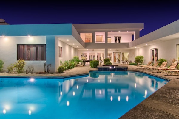 Stunning Villa inside and out!