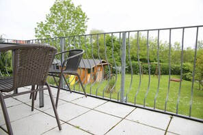 Terrace/patio - Apartment 3 - Apartment near the beach (Nienhagen)