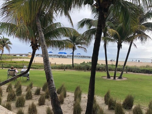 Waterfront Heated Pool + SUPs - 5BR Fun Stay!