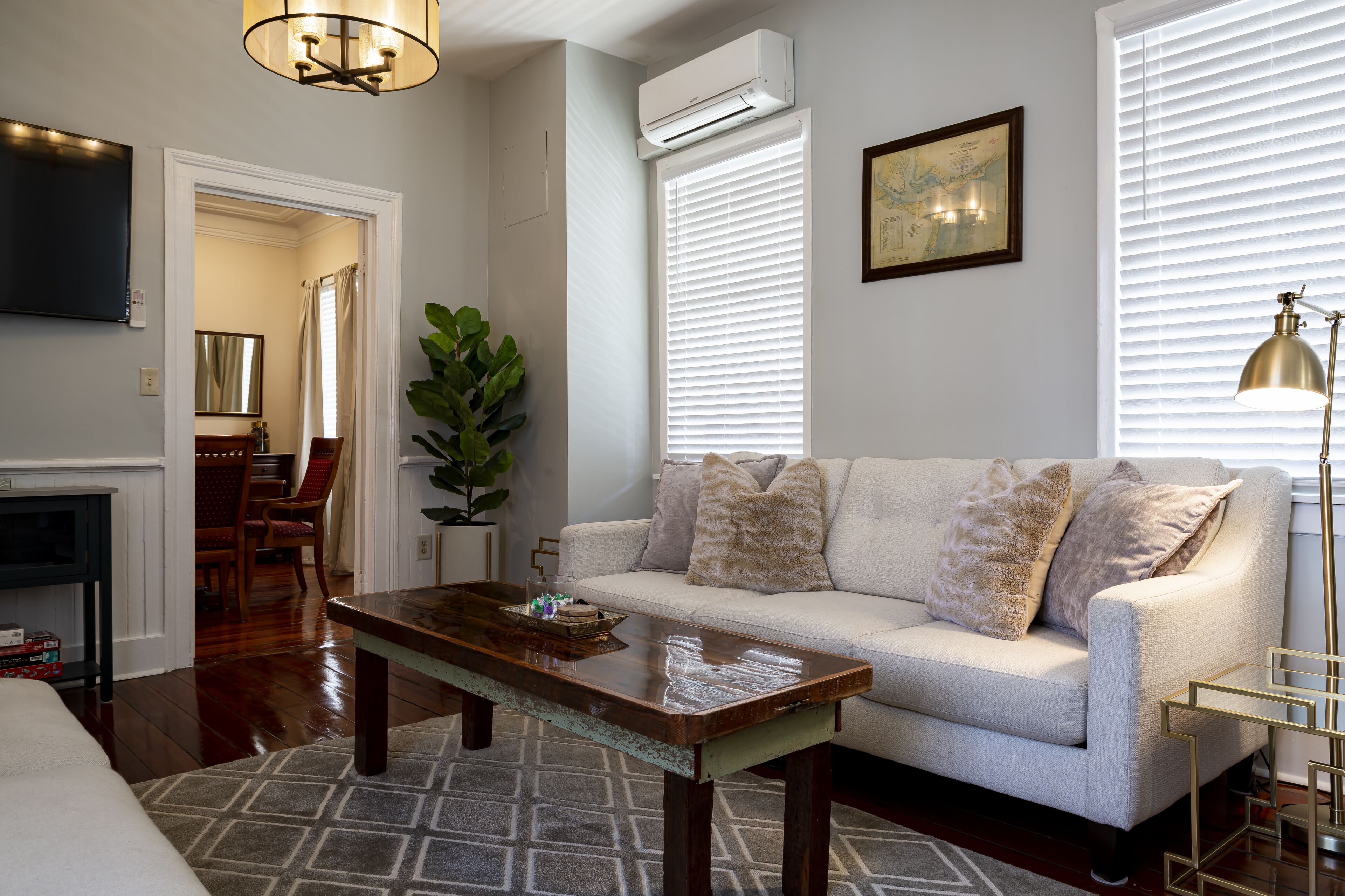 Smart-tv, bordfodbold, bøger