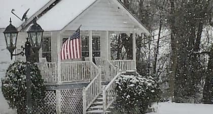 Grist Mill Crossing Cottage, 466 Stecoah Rd, Robbinsville, <br>NC 28771