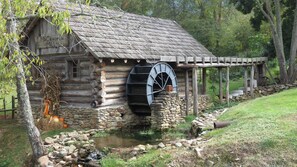 Exterior - Grist Mill Crossing Cottage, 466 Stecoah Rd, Robbinsville, <br>NC 28771 (Robbinsville)