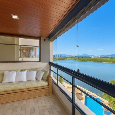  “Praia da Barra da Tijuca - 8 guests