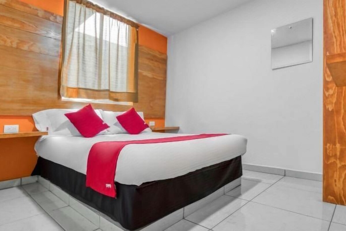 Escrivaninha, Wi-Fi de cortesia, roupa de cama