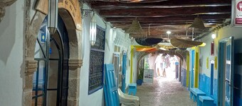 Attractive and comfortable 2-room apartment at the gates of Medina with sunny terrace