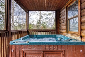 Bain à remous intérieur