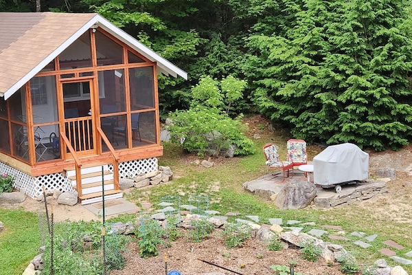 Bunkhouse with new Screen Rm