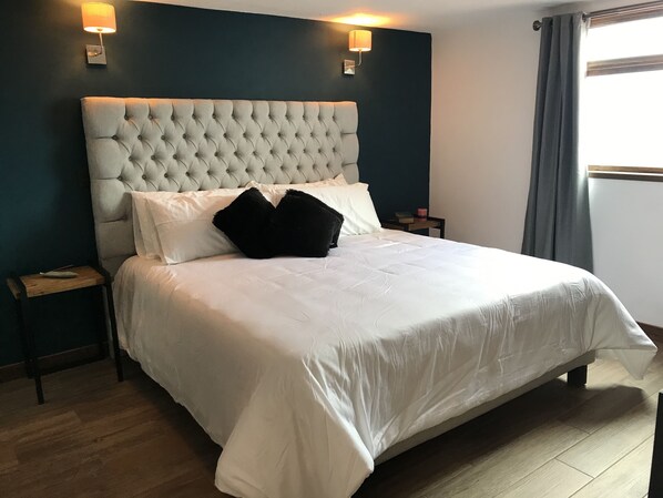 Deluxe Double Room | Premium bedding, down comforters, pillowtop beds, blackout drapes