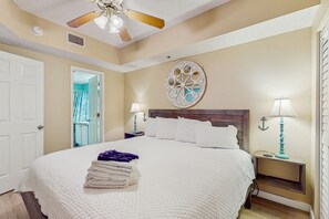 1 bedroom, iron/ironing board, free Internet, bed sheets - Waterfront getaway w/ gorgeous beach views & an outdoor pool! (Gulf Shores)