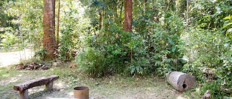 Enceinte de lâhĂ©bergement