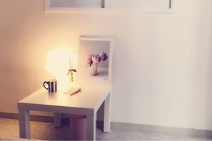 Room amenity - Kiki House 3 (Seoul)
