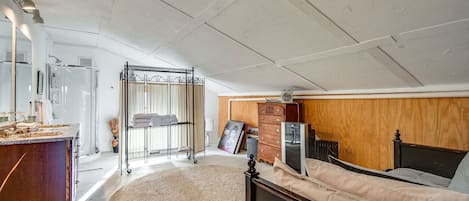 1 chambre, bureau, fer et planche Ă repasser, Wi-Fi gratuit