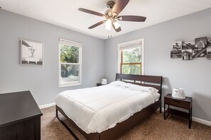 4 Schlafzimmer, Bügeleisen/Bügelbrett, WLAN, Bettwäsche