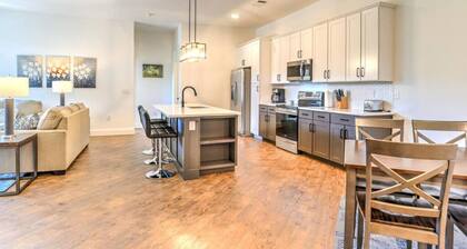 Nuevo condominio de lujo ubicado en el corazón del centro de Asheville ~ 55 S. Mercado # 201