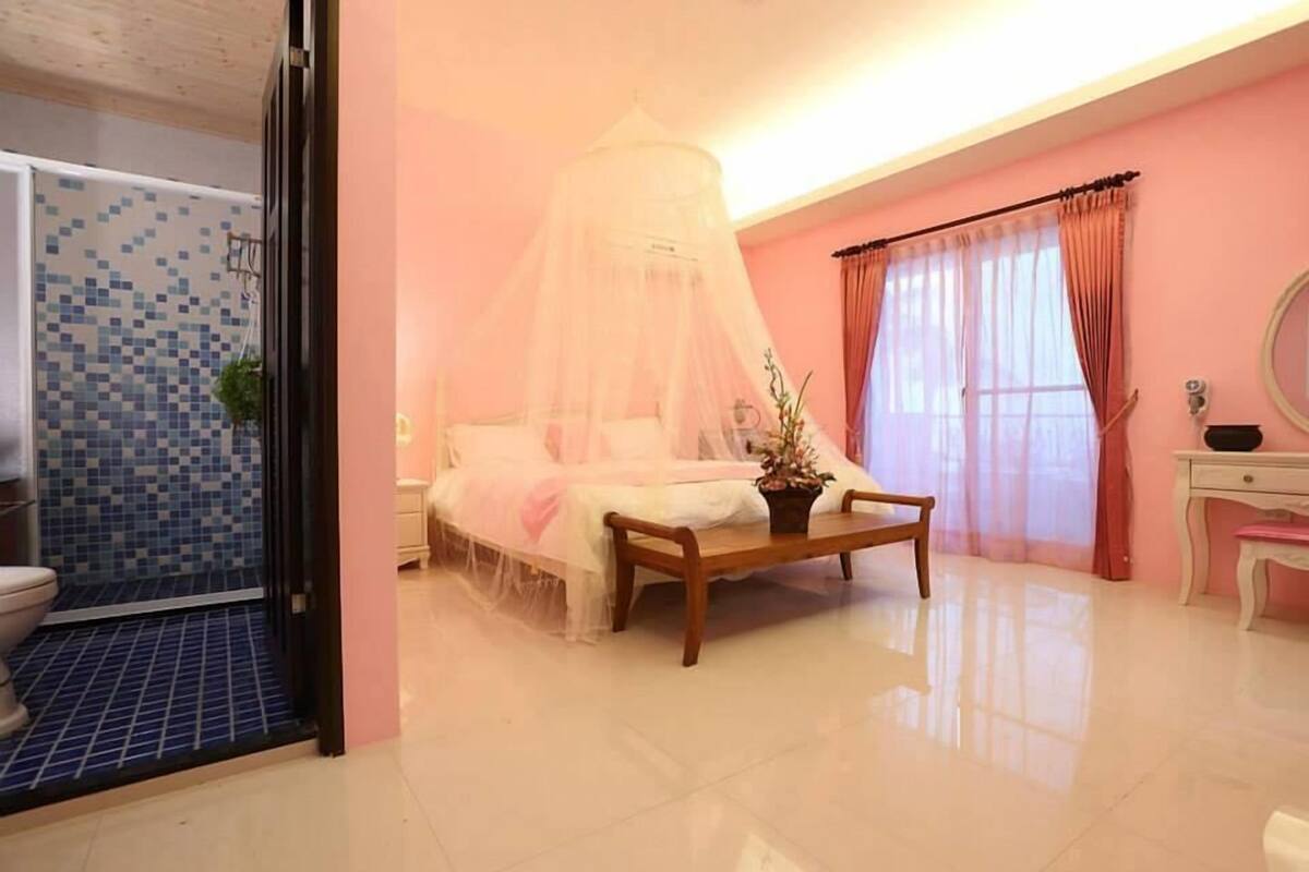 Habitación doble, vista al océano | Escritorio, wifi gratis y ropa de cama