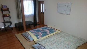 Family Room | Free WiFi