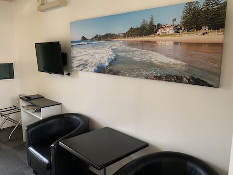 Servicios de la habitación. Mariner Motel