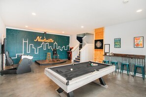 Spielezimmer