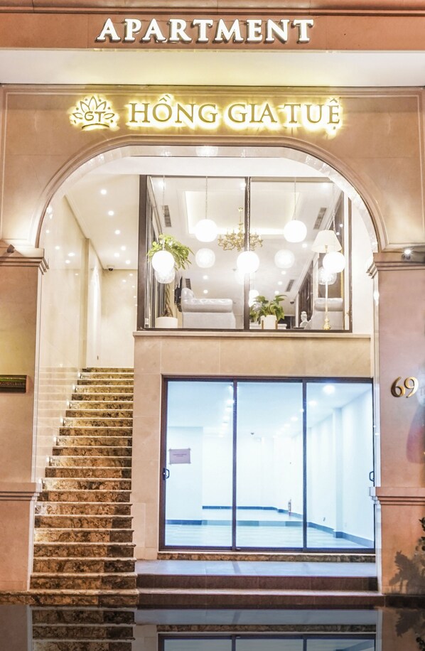 Front of property - Hong Gia Tue Apartment (Hanoi)