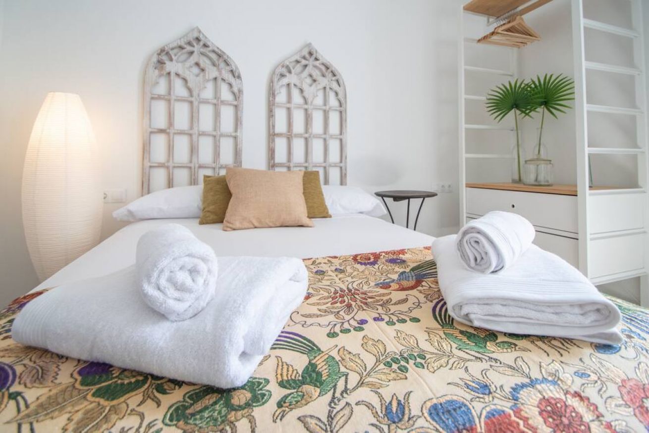 2 bedrooms, WiFi, bed sheets