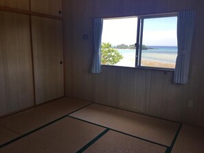Japanese Style Room, Shared Bathroom, Ocean View | Free WiFi, bed sheets - Minami Onna Tropical (Onna)