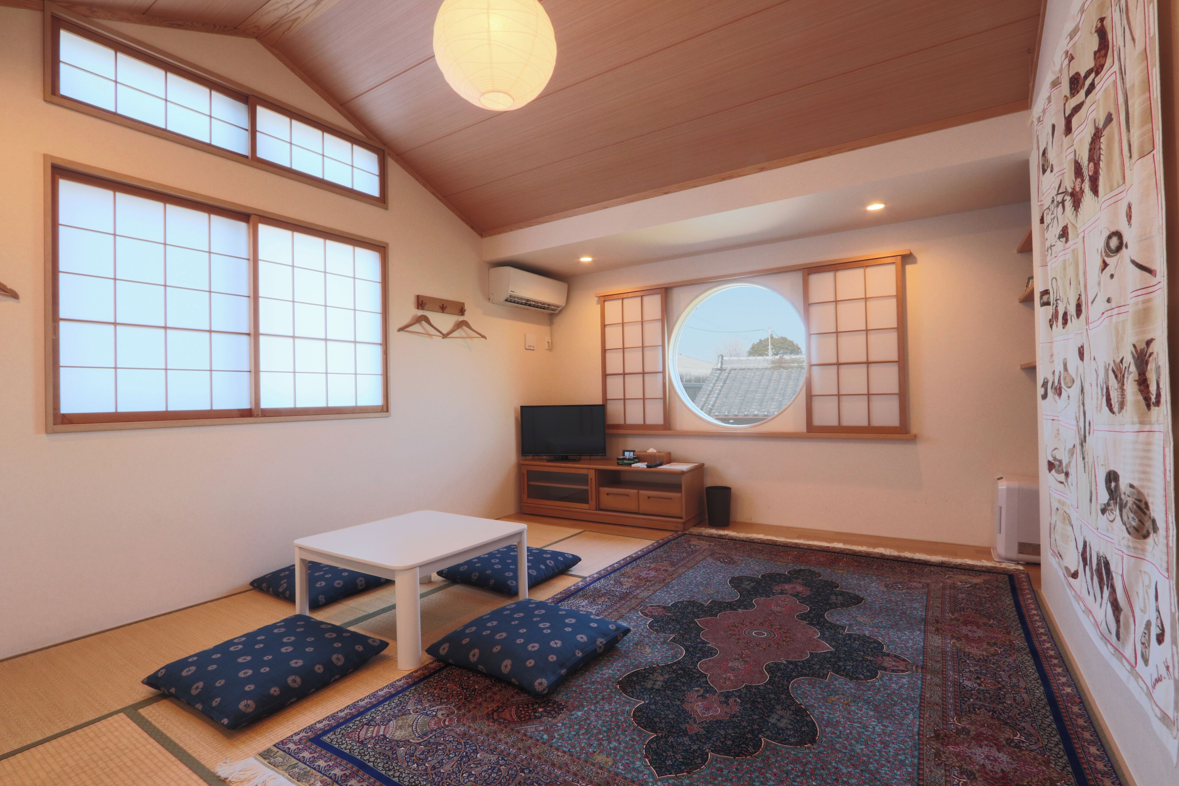 2nd Floor, 10 Tatami Mats Japanese-style Room, Non Smoking | Down comforters, desk, laptop workspace, blackout drapes