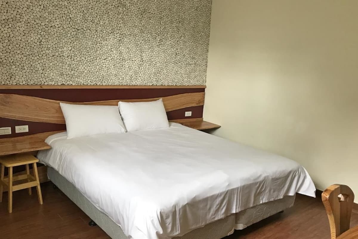 Habitación doble | Escritorio, cortinas opacas, sistema de insonorización
