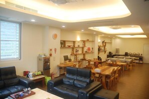 Free daily buffet breakfast  - Lucky Hot Spring B&B (Taimali)