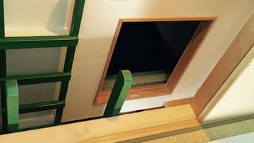 Private Vacation Home | 1 bedroom, iron/ironing board, free WiFi