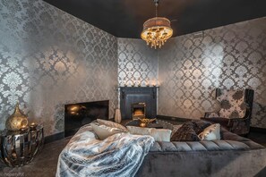 1 多间卧室、埃及棉床单、高档床上用品、特色装修