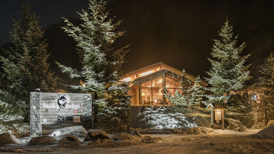HĂŒttenhotel Husky Lodge