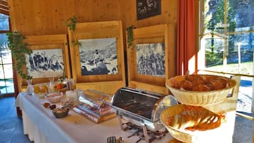 Desayuno buffet incluido todos los dĂas