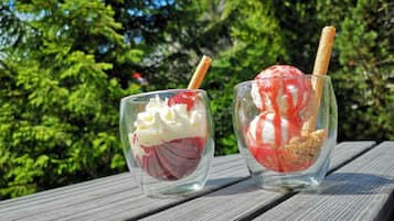 Makanan dan minuman