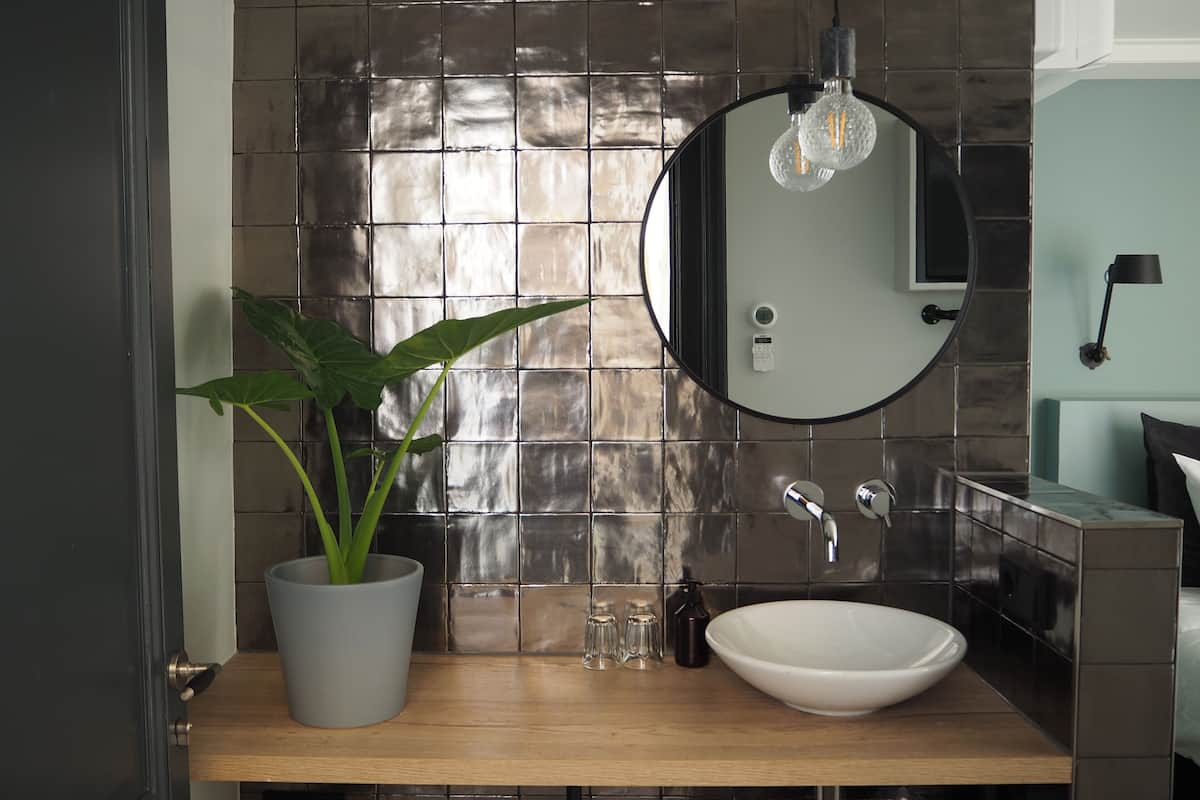 double room (irman maior) | bathroom sink