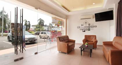 Oyo 89341 Hotel Home 88