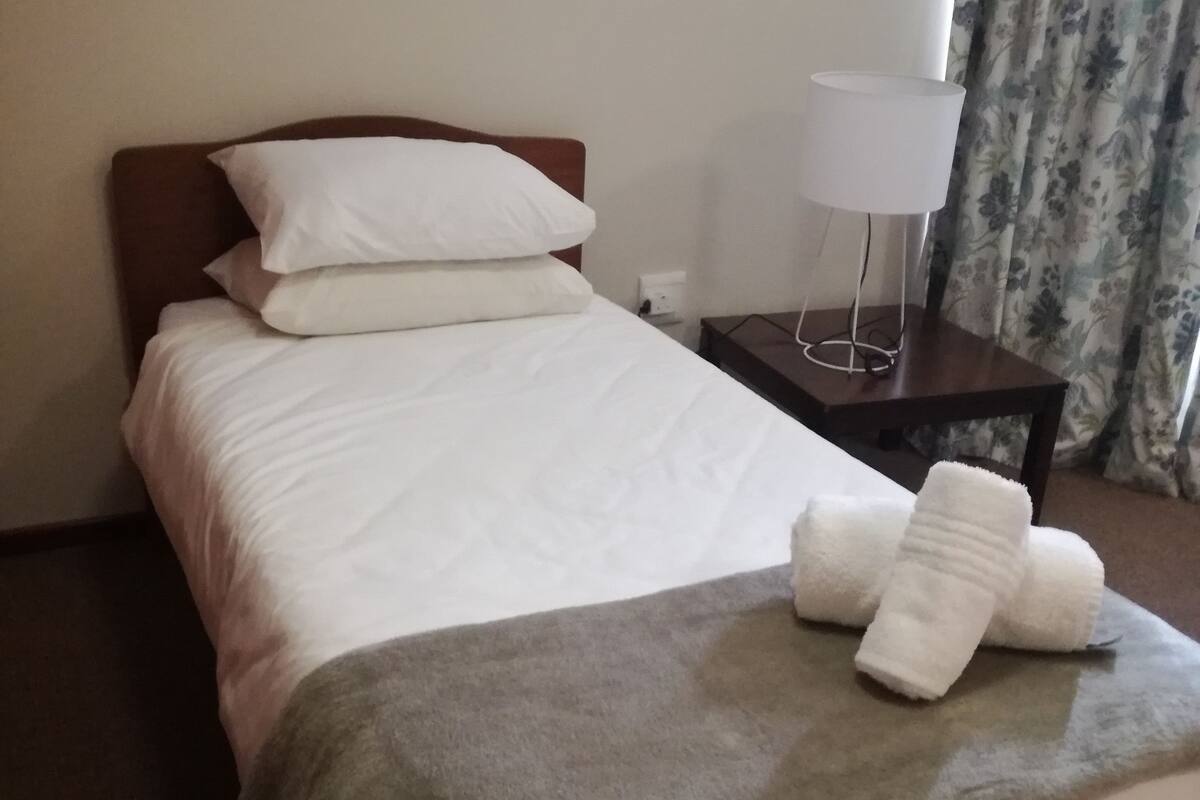 Single Room, Private Bathroom | Free WiFi, bed sheets