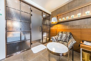 Kamar Double Deluks | Meja kerja, kedap suara, dan Wi-Fi gratis