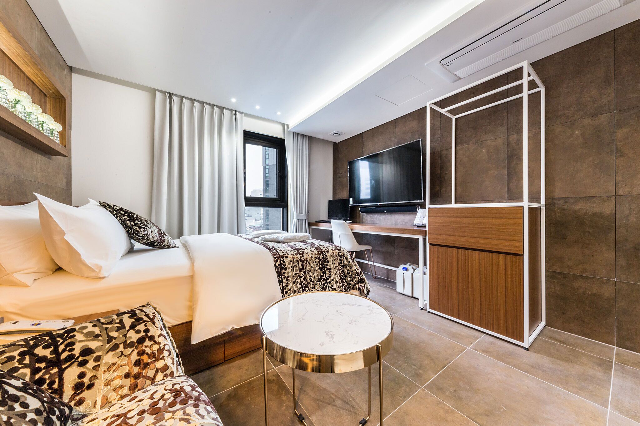 Photo - The Post Hotel