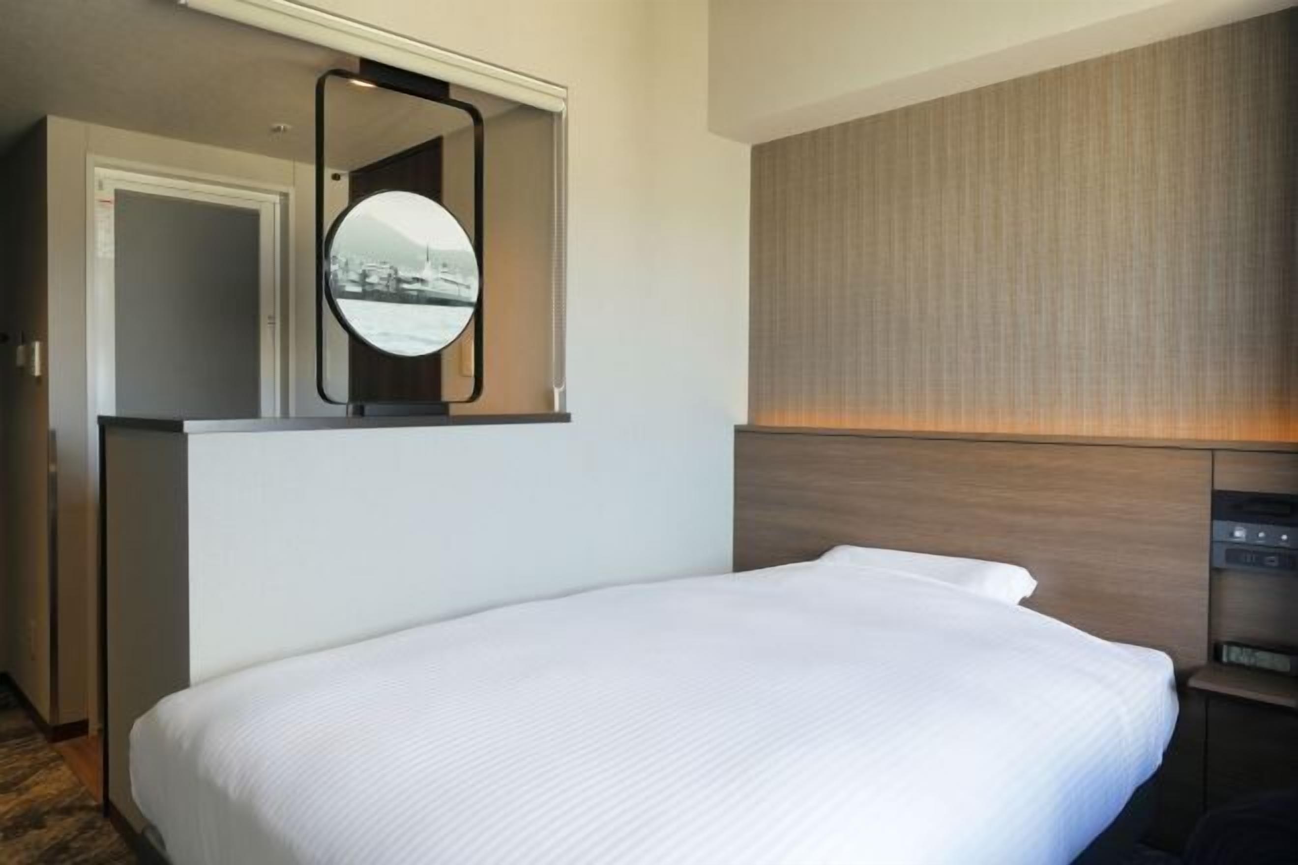 Premium bedding, soundproofing, free WiFi, bed sheets