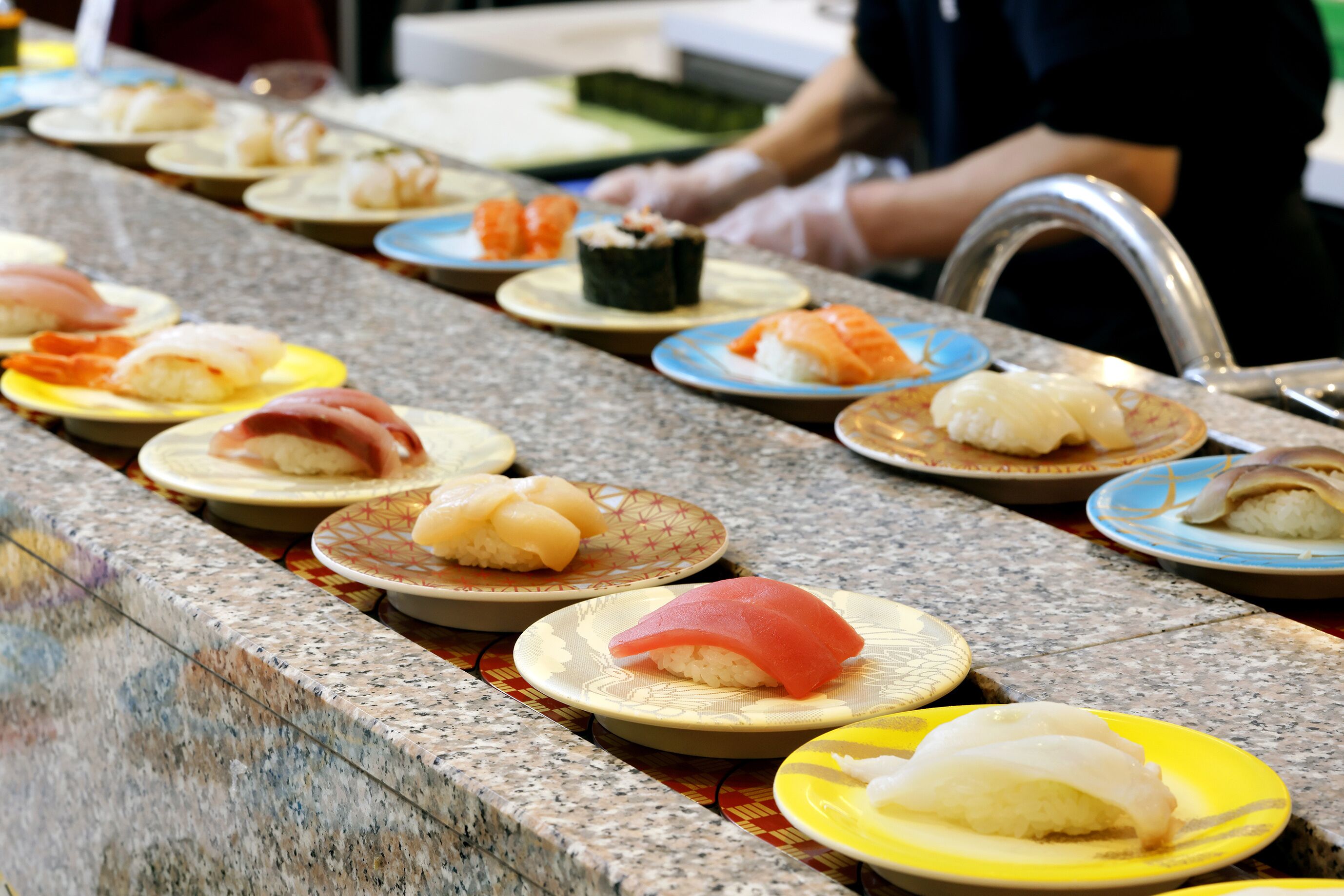 daily buffet breakfast (jpy 2600 per person)