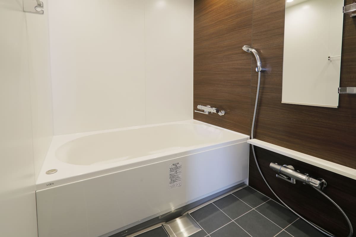 free toiletries, hair dryer, slippers, bidet